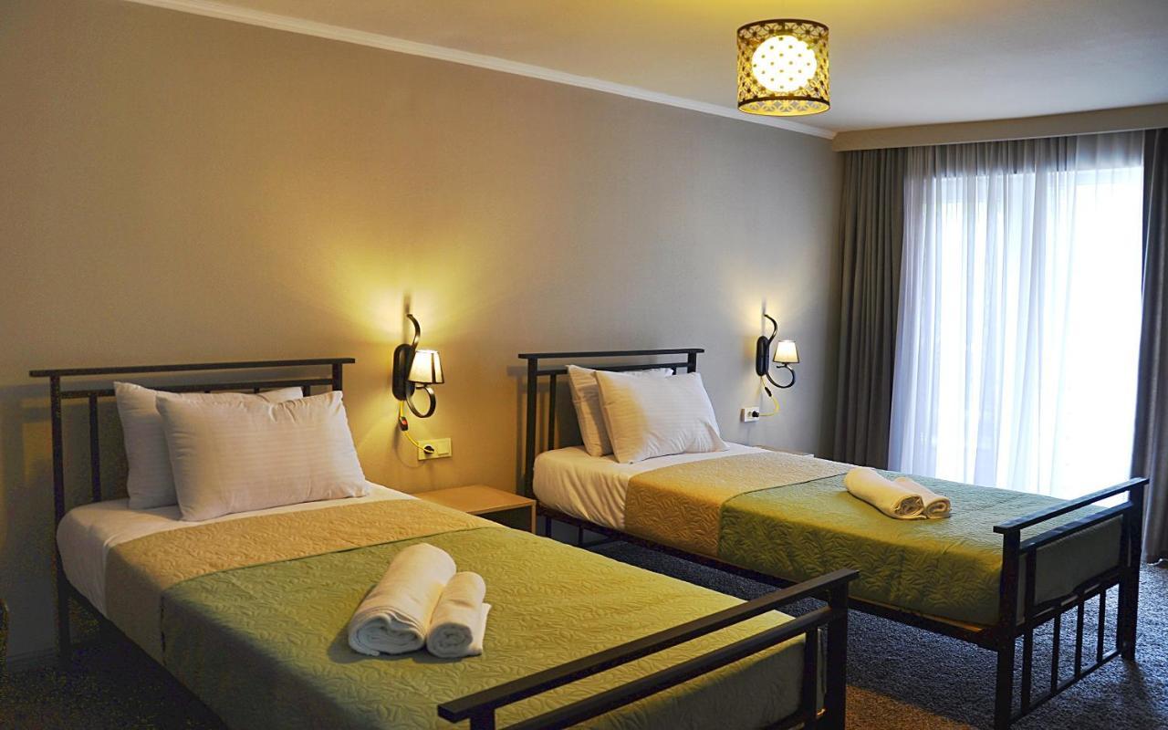 Art Hotel Claude Monet Tbilisi Luaran gambar