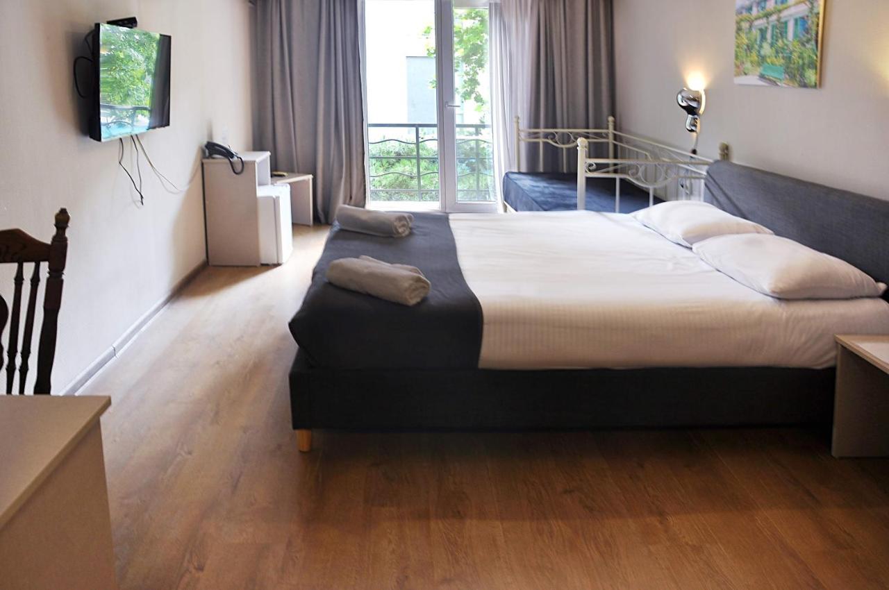 Art Hotel Claude Monet Tbilisi Luaran gambar