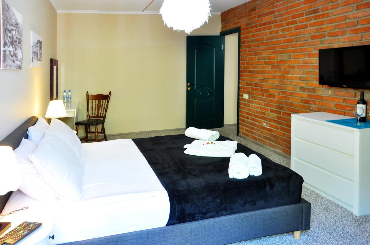 Art Hotel Claude Monet Tbilisi Luaran gambar
