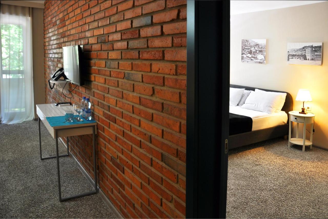 Art Hotel Claude Monet Tbilisi Luaran gambar